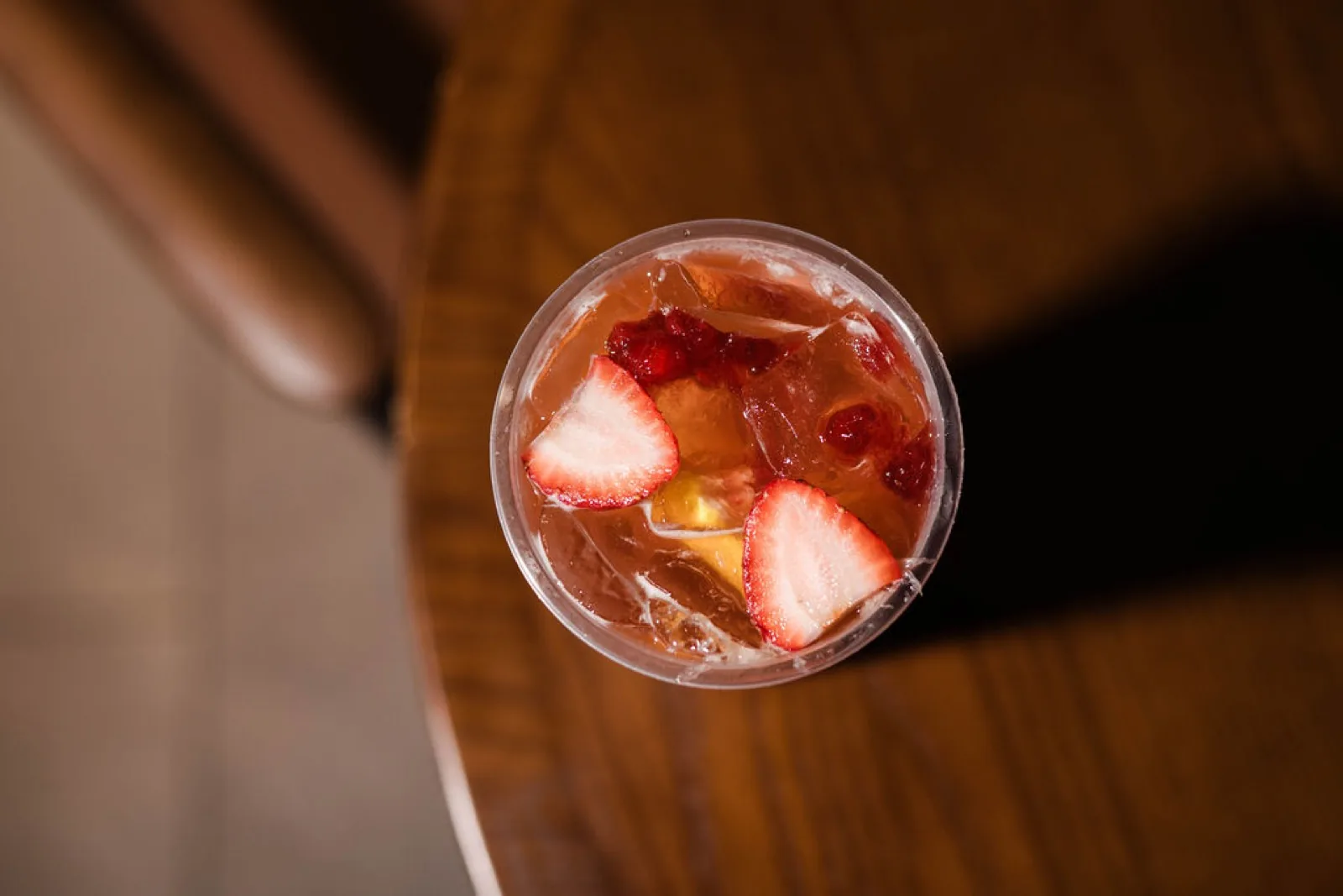 Strawberry fruit tea from above